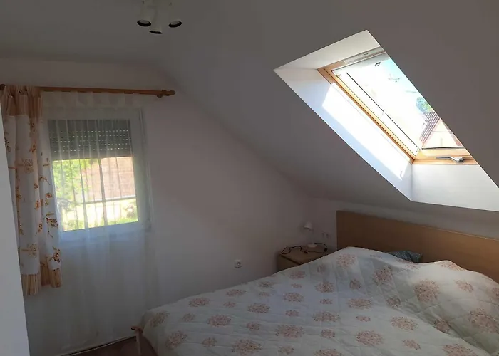 Toserdei Vendeghaz Apartament Lakitelek