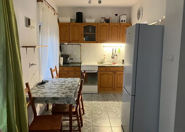 Toserdei Vendeghaz Apartament Lakitelek