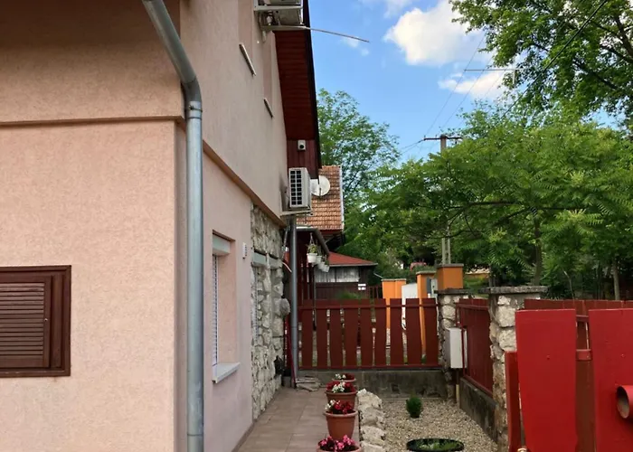 Toserdei Vendeghaz Lakitelek